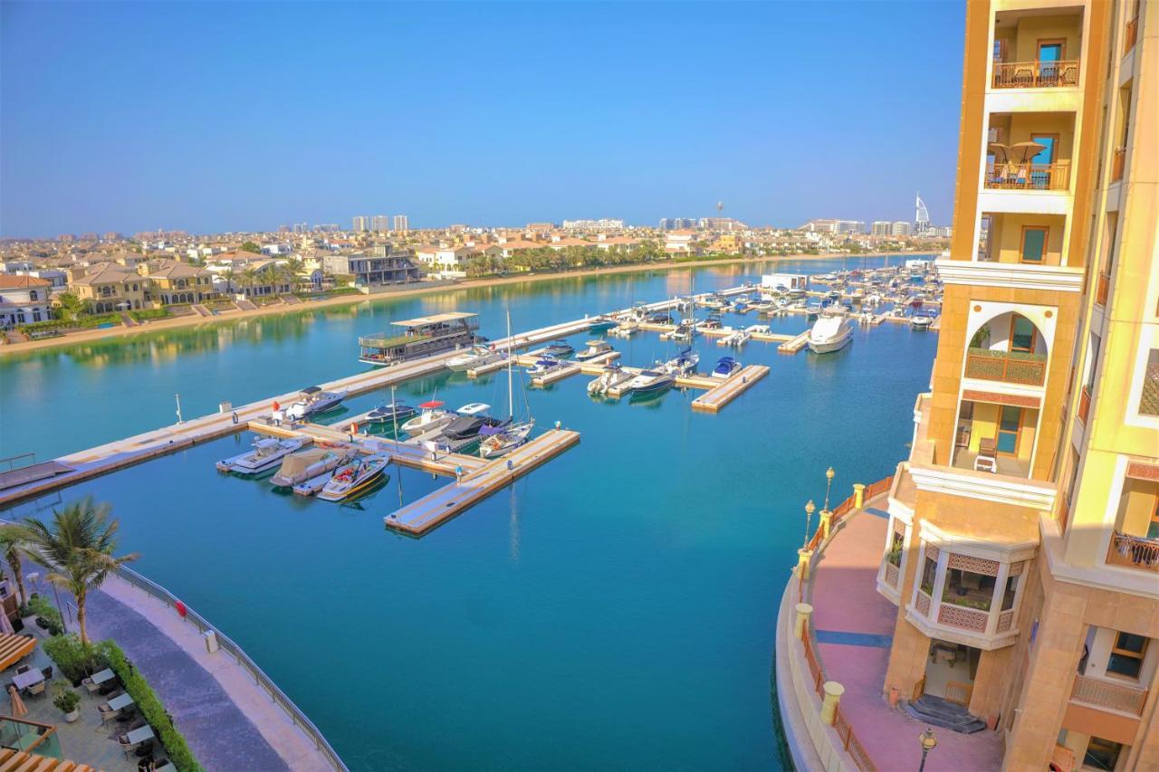 Апартаменты Luxury On The Palm With Marina View Balcony Дубай Экстерьер фото
